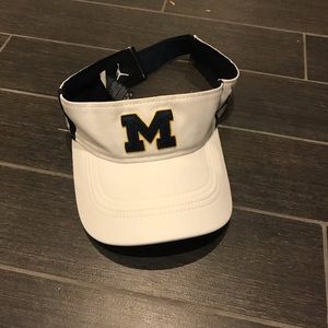 Authentic Nike Michigan game visor